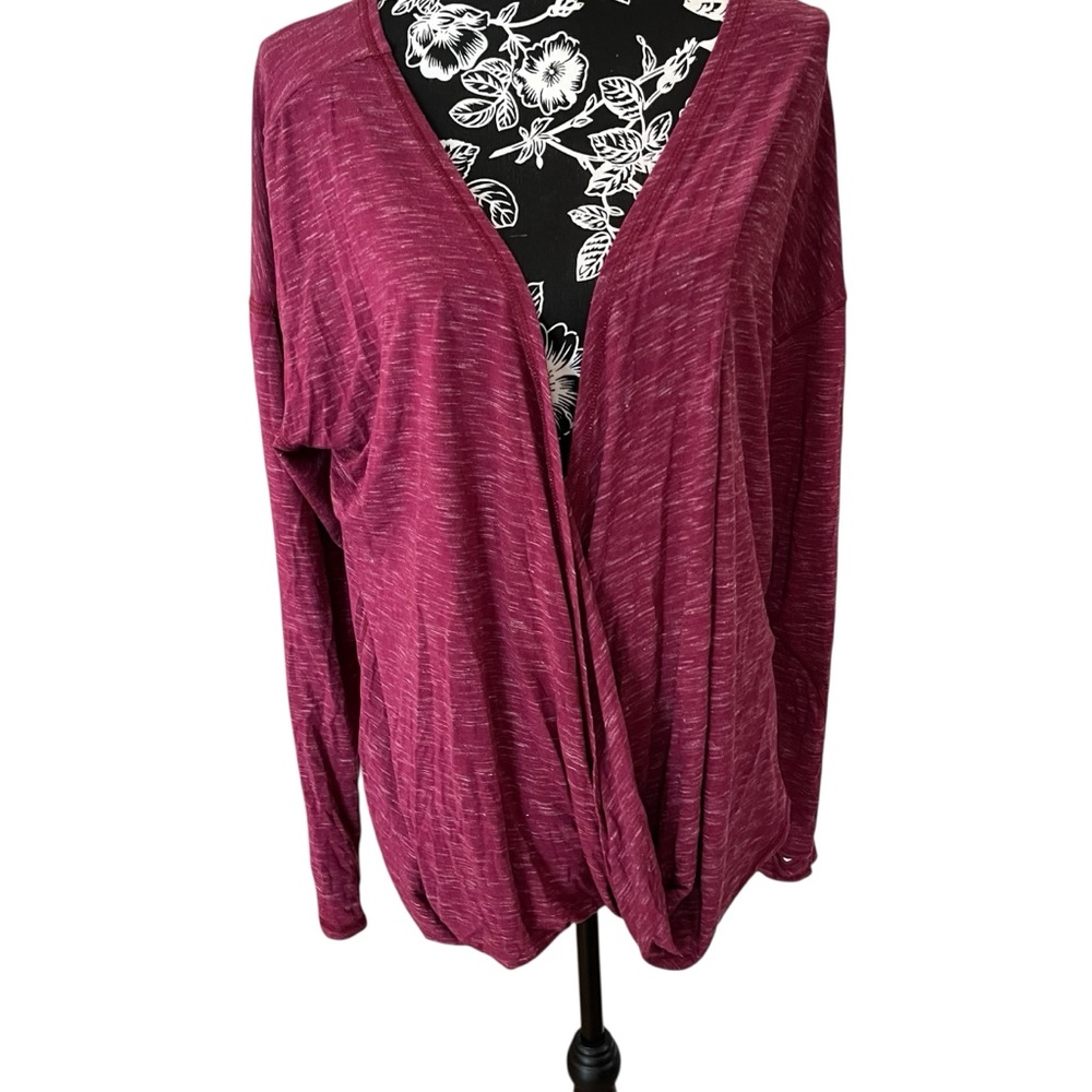 Zella size XL dark pink long sleeve wrap sweatshirt with thumb holes